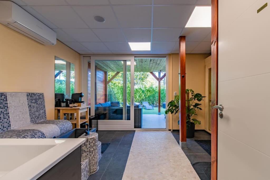 Wellness Studio Tiel Met Sauna En Jacuzzi Eksteriør bilde