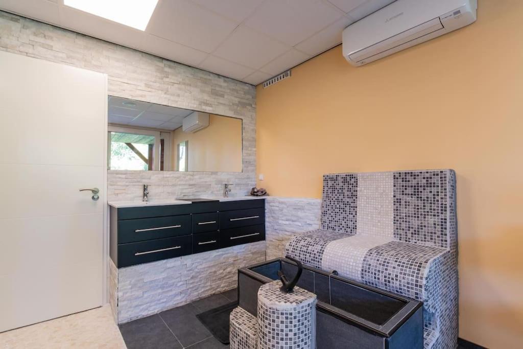 Wellness Studio Tiel Met Sauna En Jacuzzi Eksteriør bilde