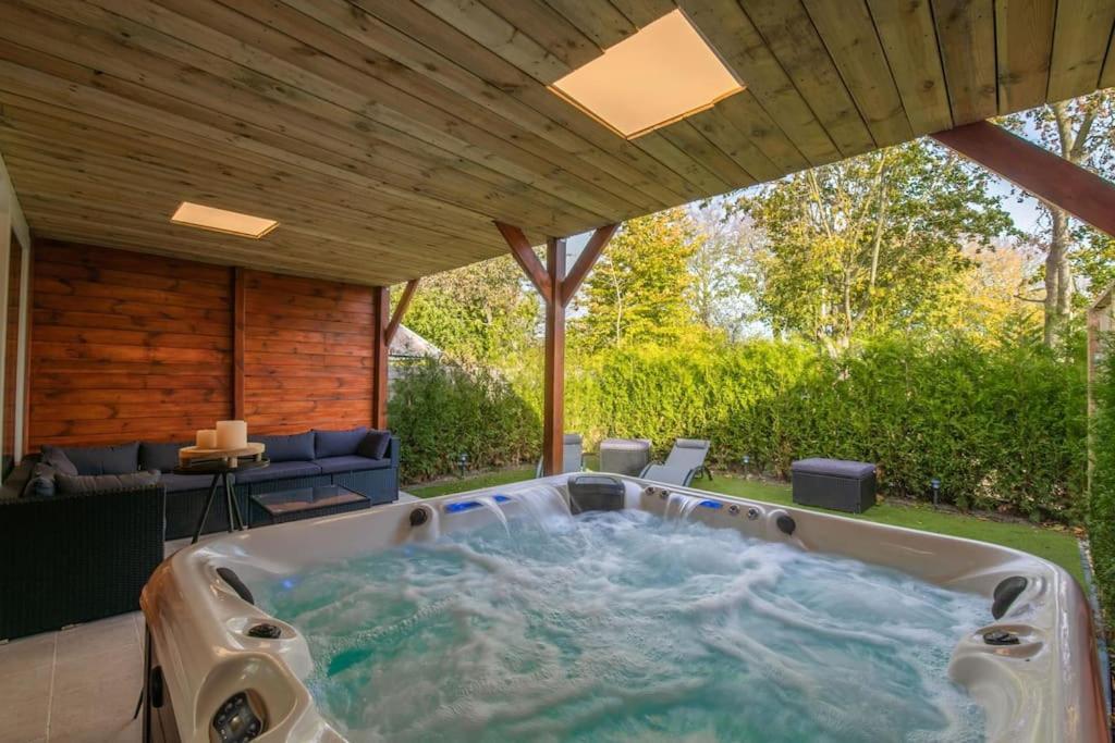 Wellness Studio Tiel Met Sauna En Jacuzzi Eksteriør bilde